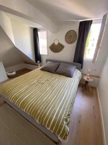 Duplex Proche Gare Vue Tour Perret Avec Parking Gratuit Διαμέρισμα Αμιάν Εξωτερικό φωτογραφία